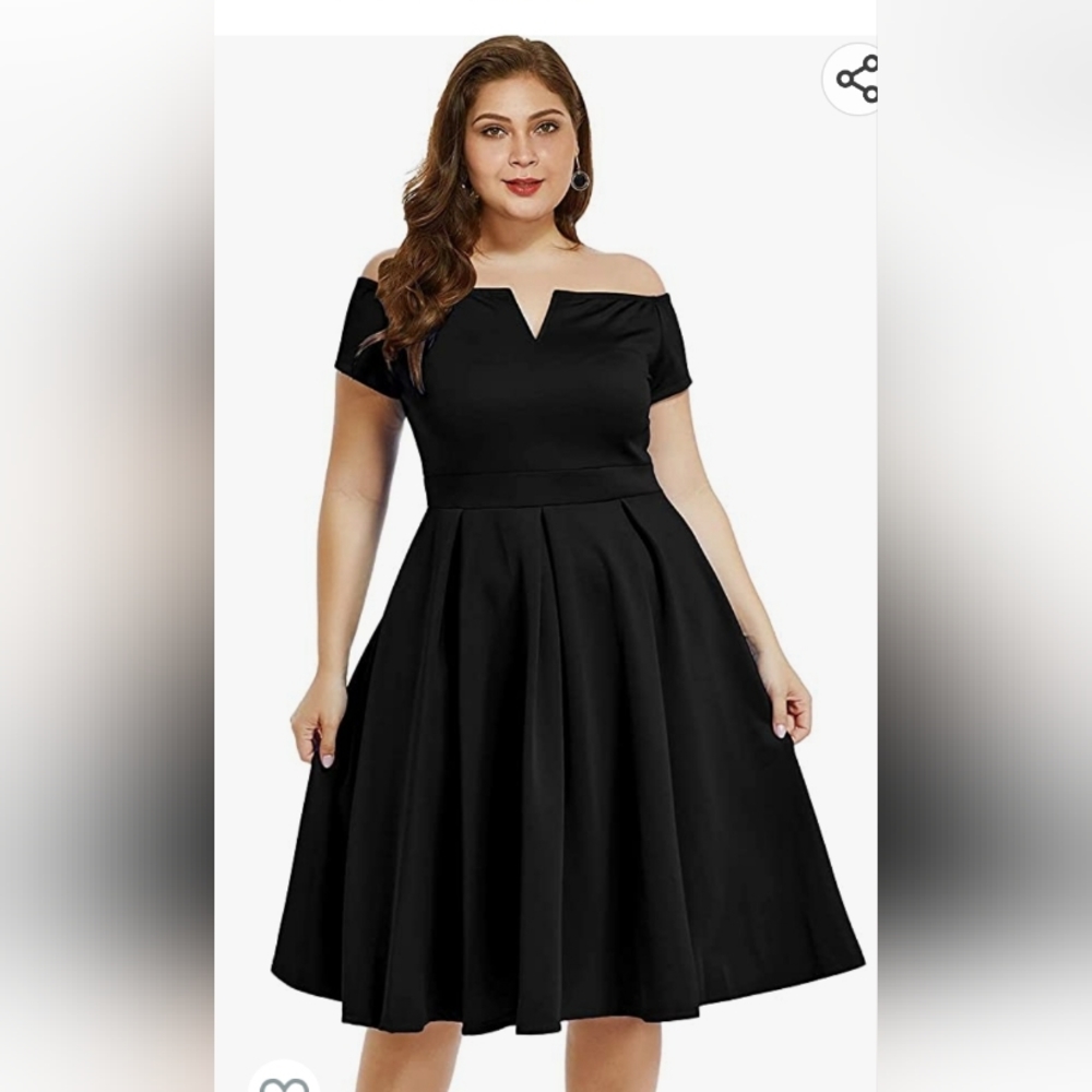 Gorgous black Dress Sweetheat neckline, 1950's fit and flare swing dress.